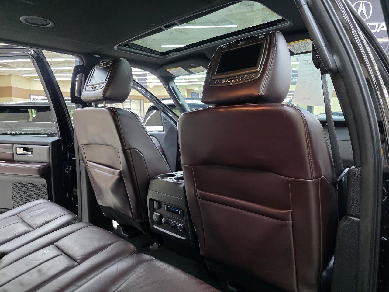 Used 2017 Ford Expedition Platinum RWD image 21