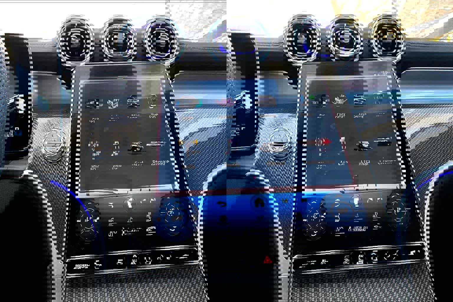 Certified 2024 Mercedes-Benz GLC 43 AMG 4MATIC image 33