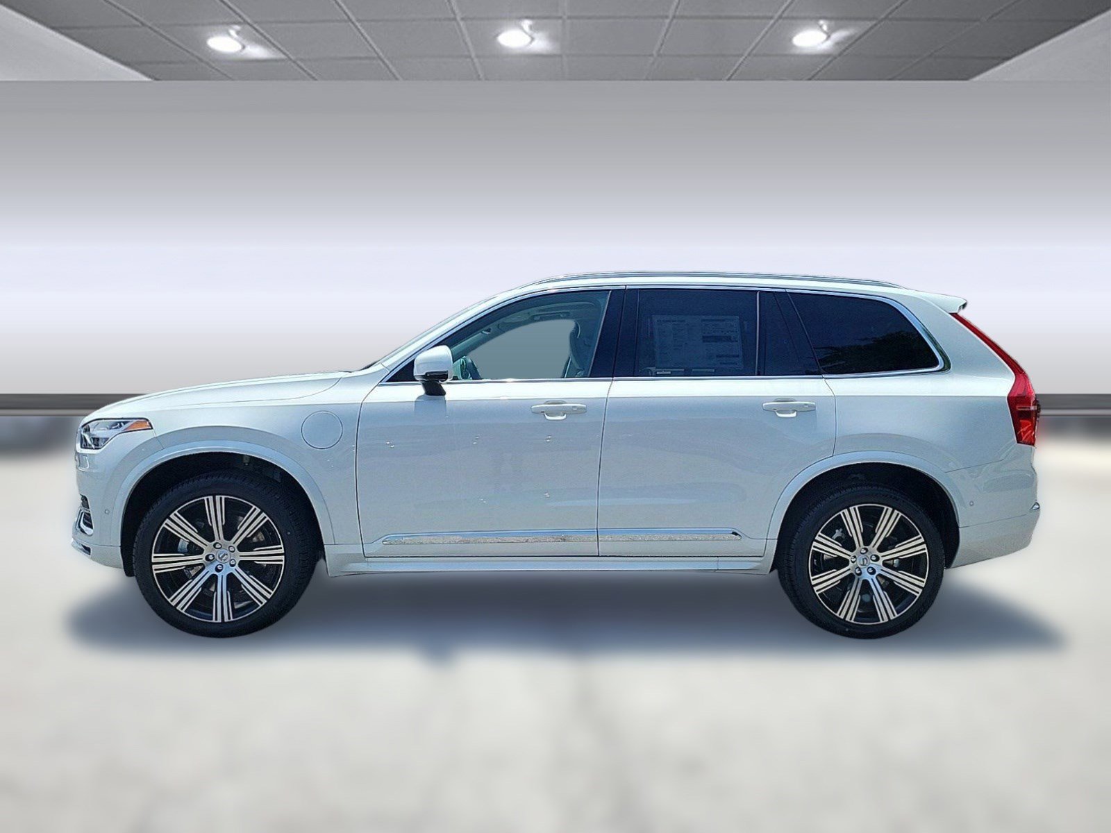 New 2024 Volvo XC90 T8 Ultimate w/ Protection Package Premier video 2
