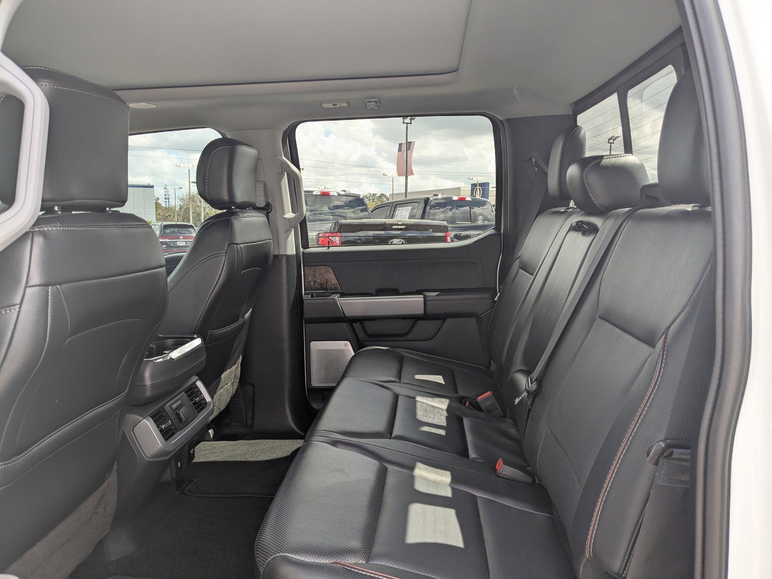 Used 2023 Ford F150 Lariat w/ Equipment Group 502A High image 13