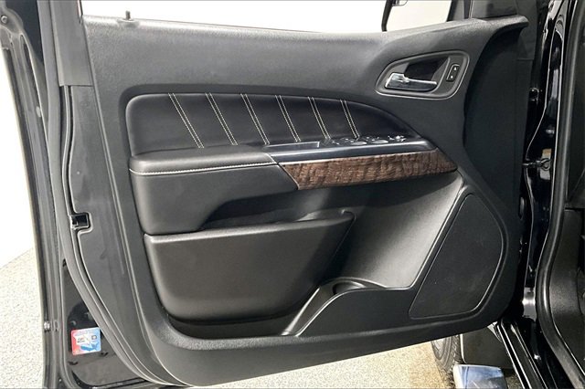 Used 2022 GMC Canyon Denali image 22