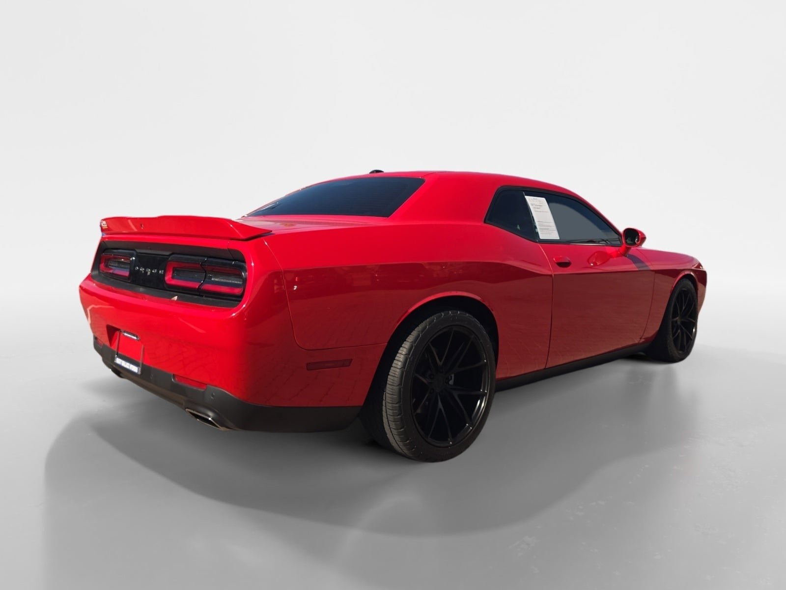 Used 2022 Dodge Challenger GT RWD image 3