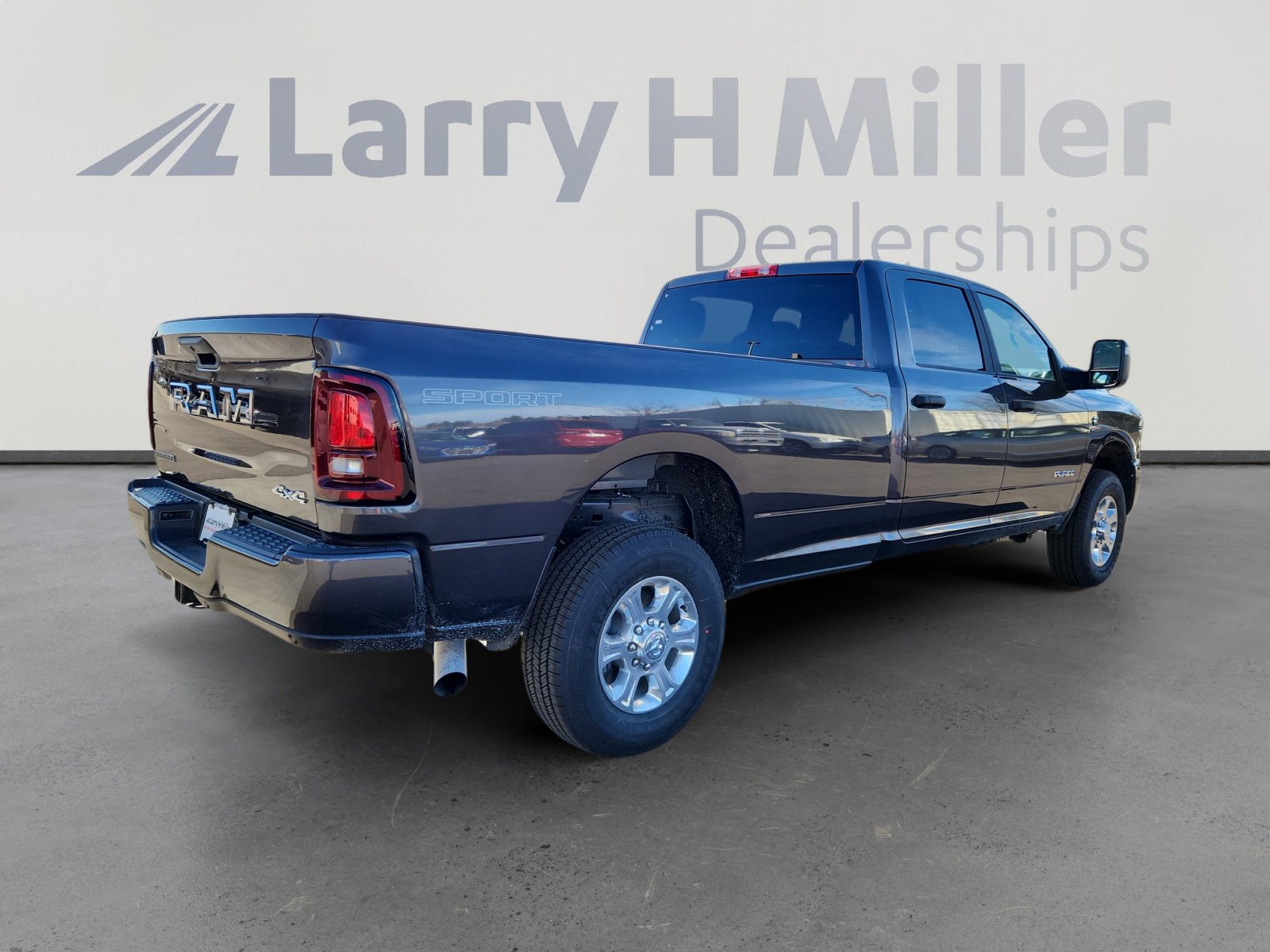 New 2025 RAM 2500 Big Horn image 5