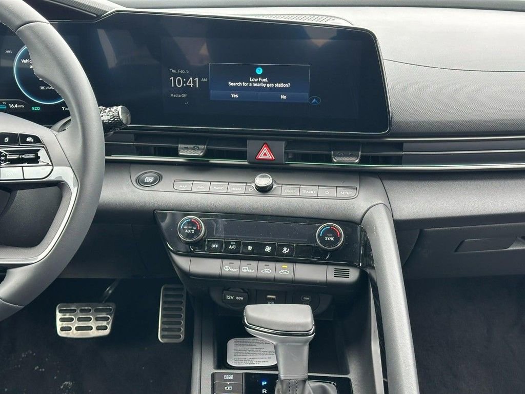 New 2026 Hyundai Elantra Sport FWD image 7
