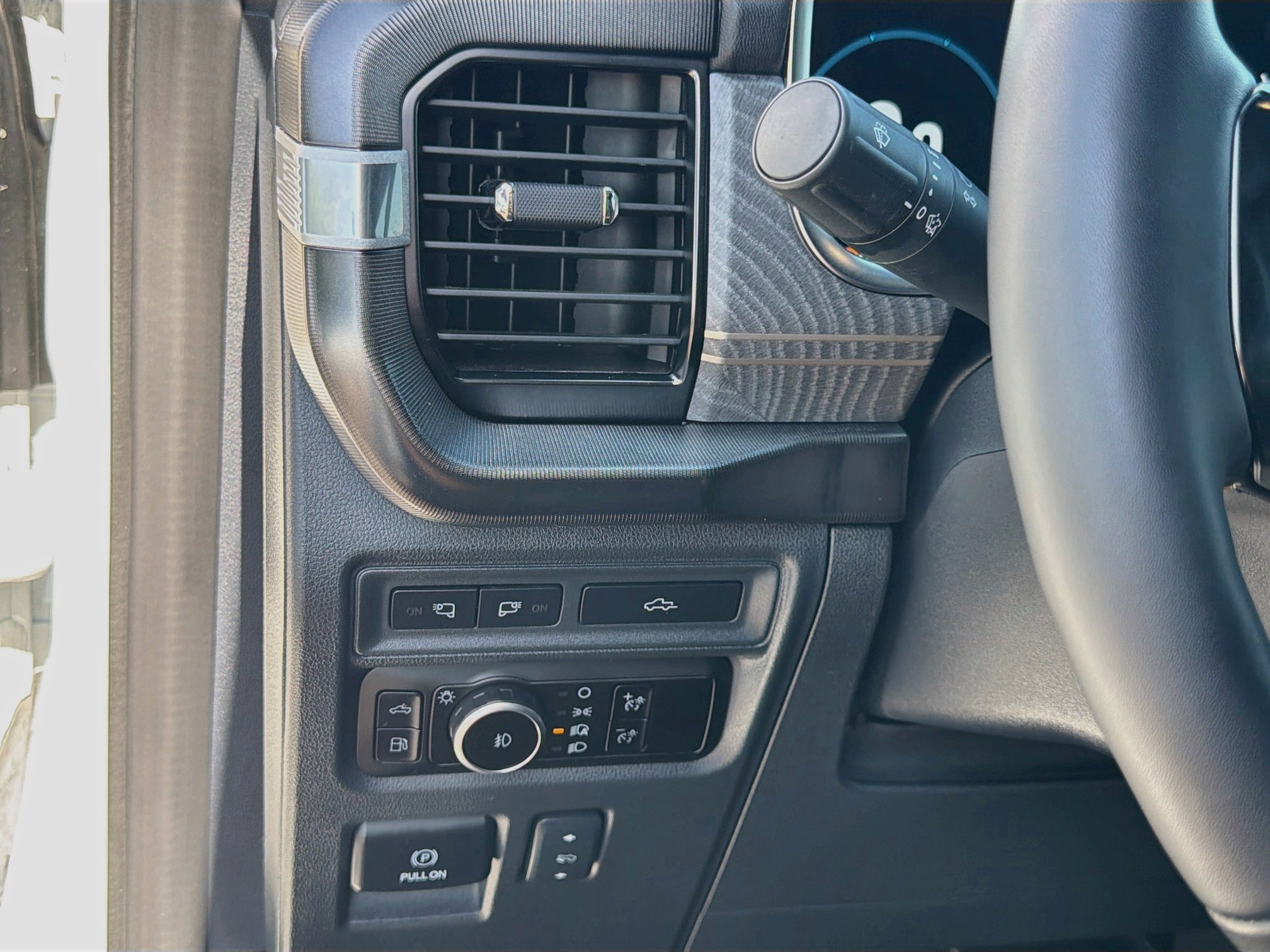 Used 2023 Ford F150 Platinum w/ Equipment Group 701A High AWD/4WD image 10