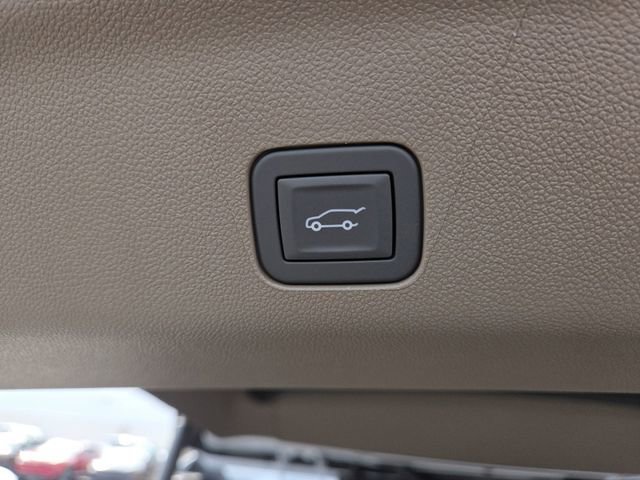 New 2026 GMC Yukon XL Denali w/ Denali Reserve Package image 21