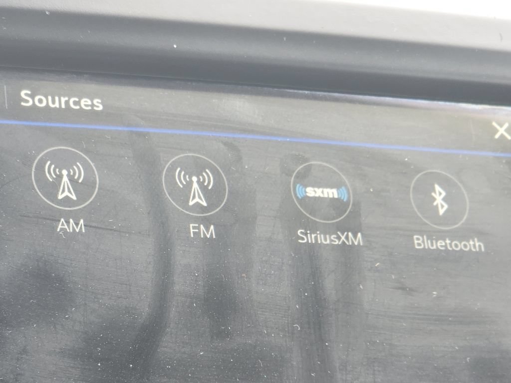 Used 2019 Chevrolet Equinox LT FWD image 4