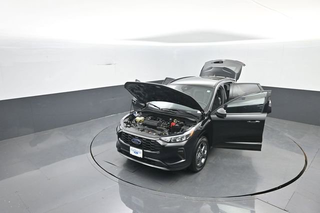 Used 2023 Ford Escape ST-Line AWD/4WD image 34