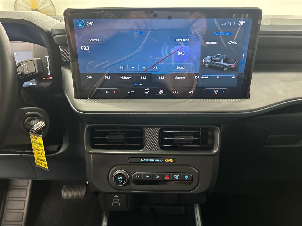 New 2025 Ford Maverick XL w/ Equipment Group 102A image 23