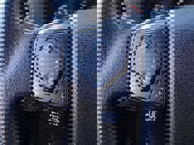 Used 2023 Toyota Tacoma SR image 15