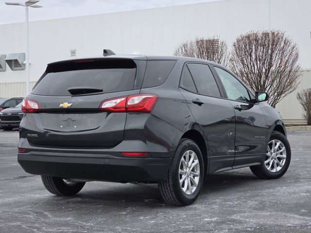 Used 2021 Chevrolet Equinox LS w/ LS Convenience Package image 16