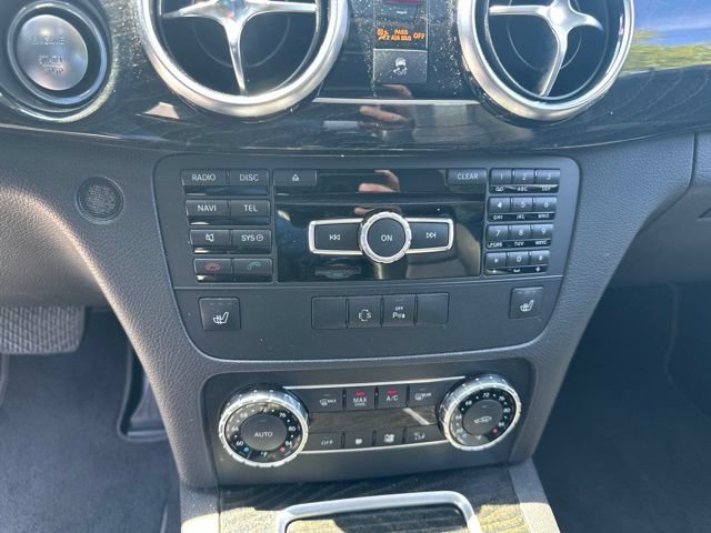 Used 2015 Mercedes-Benz GLK 250 BlueTEC 4MATIC image 16