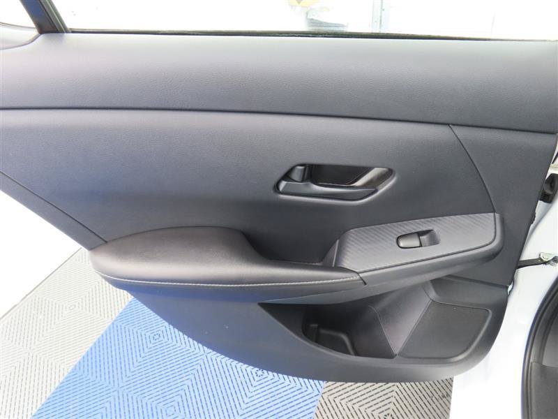Used 2025 Nissan Sentra SV FWD image 26