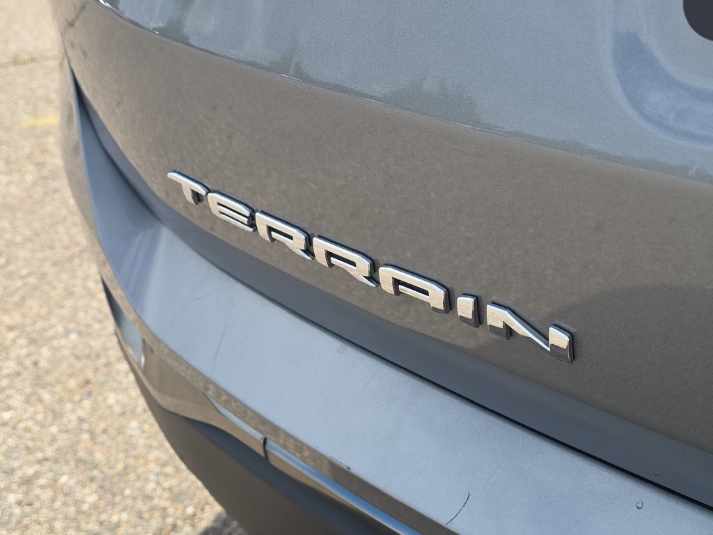 Certified 2023 GMC Terrain AT4 w/ Tech Package AWD/4WD image 36
