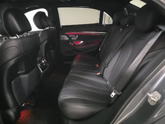 Used 2017 Mercedes-Benz S 550 Sedan image 5