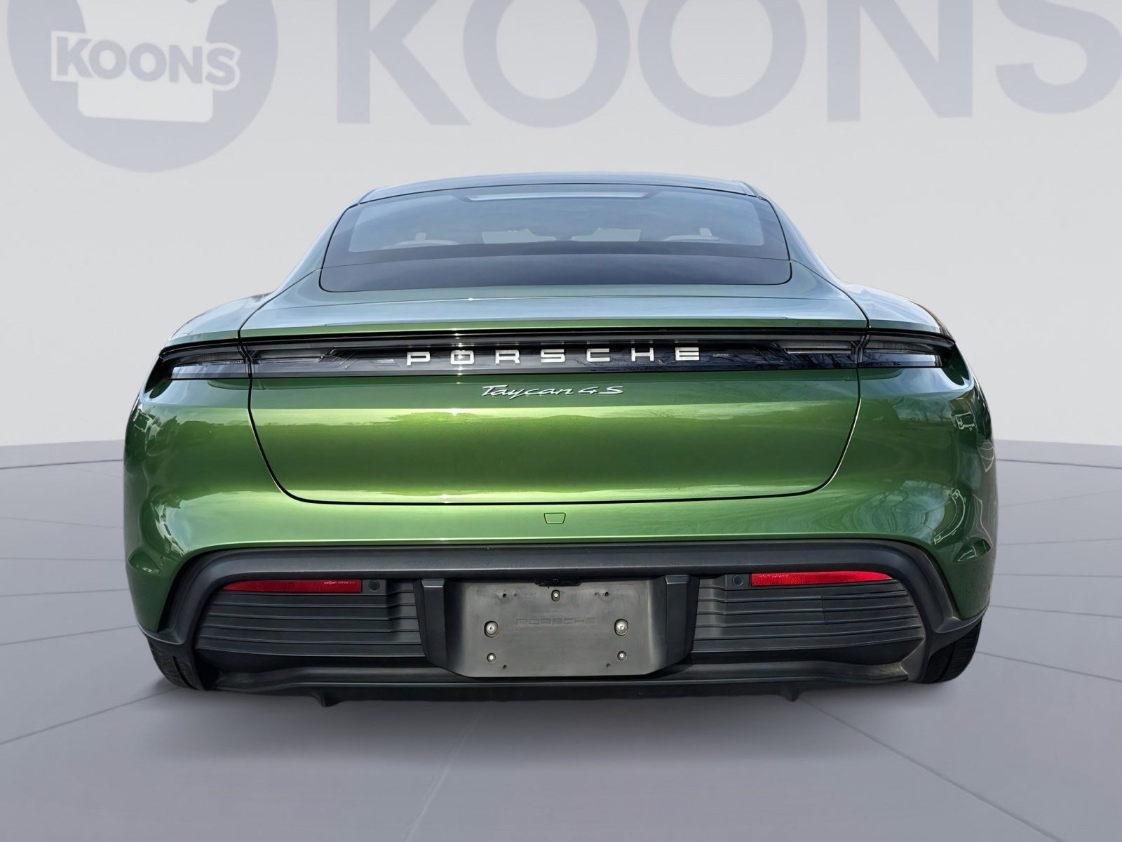 Used 2020 Porsche Taycan 4S image 5