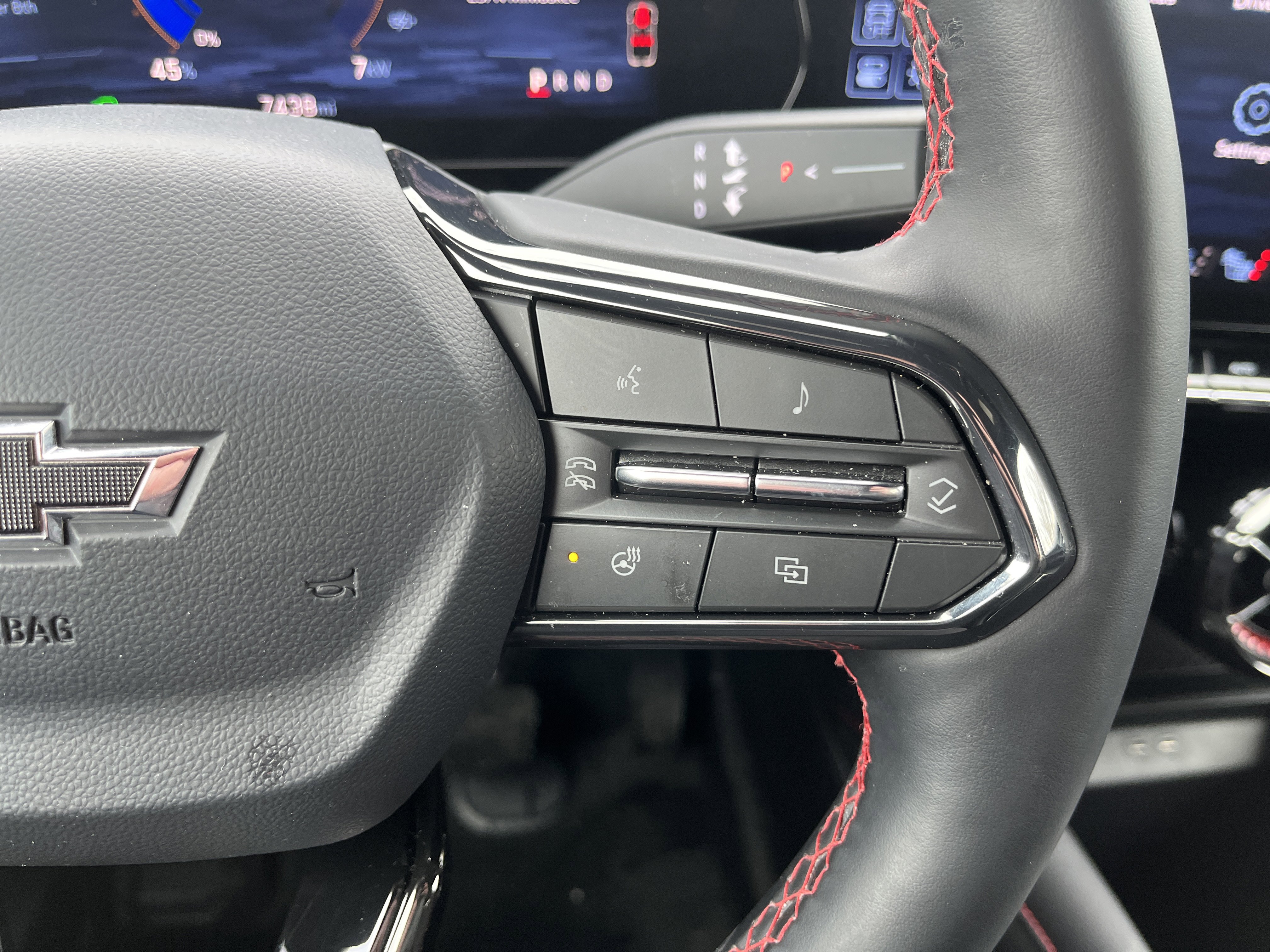 Used 2025 Chevrolet Blazer EV RS image 23