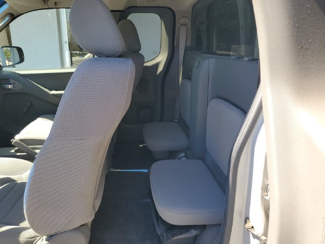 Used 2009 Nissan Frontier XE w/ XE Preferred Pkg RWD image 23