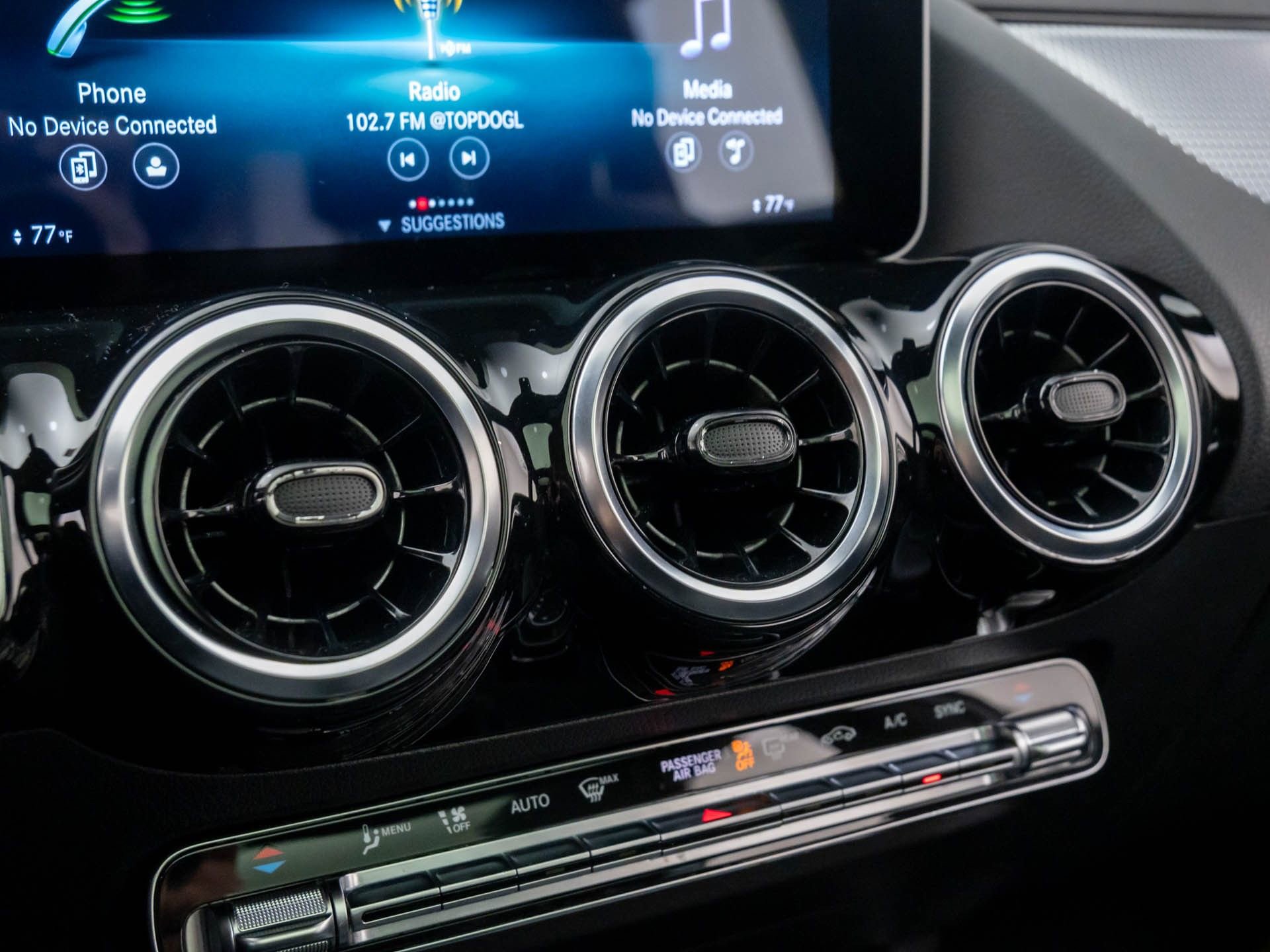 Used 2021 Mercedes-Benz GLA 250 GLA 250 image 25