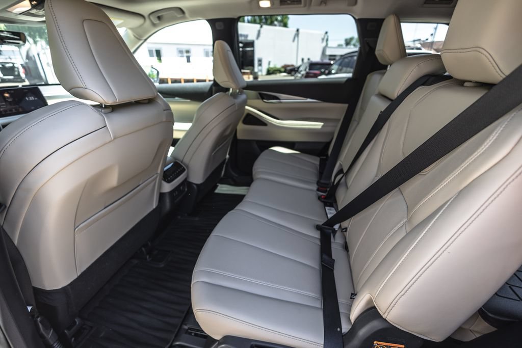 Used 2024 INFINITI QX60 Luxe AWD/4WD image 22