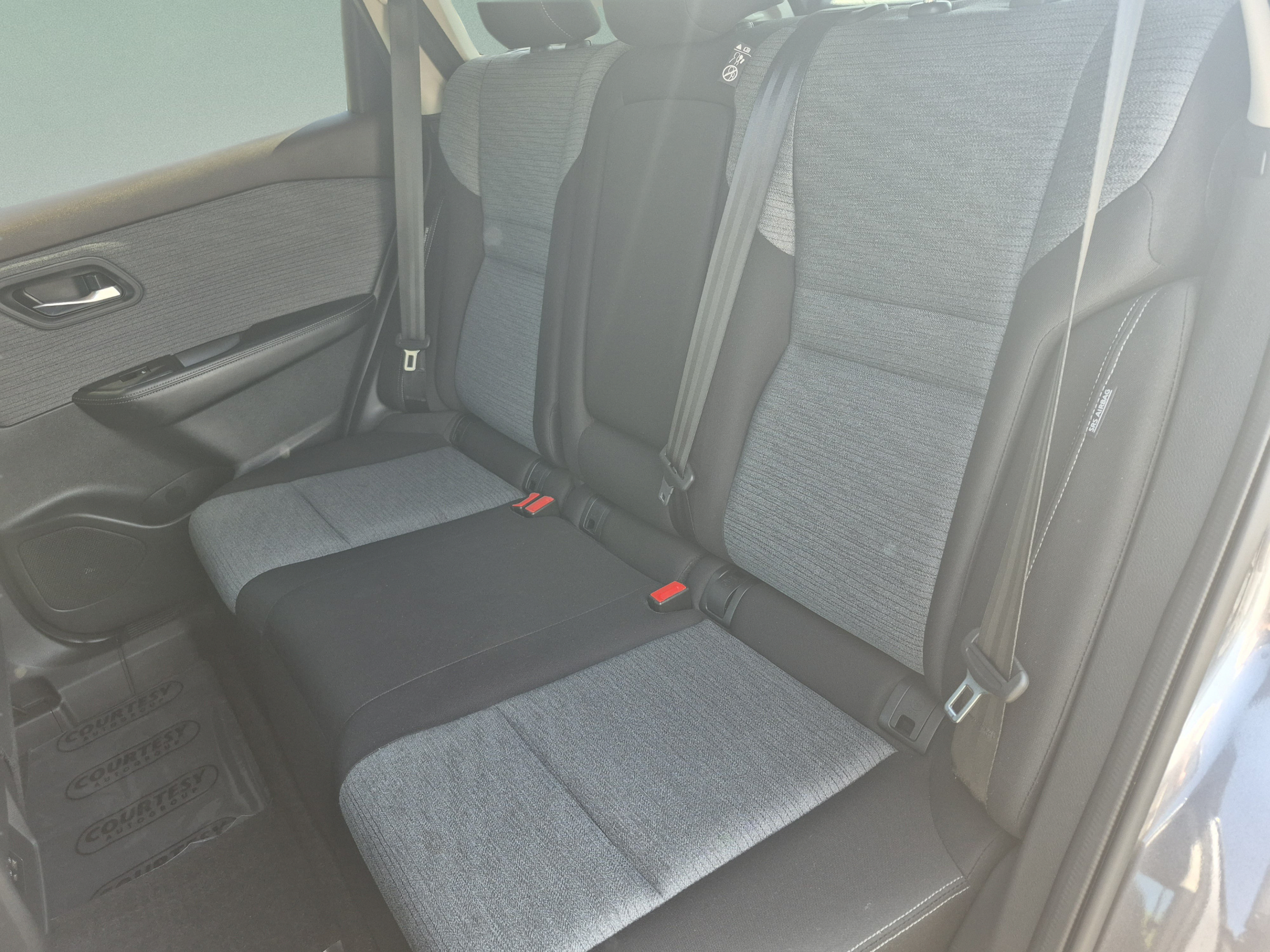 Certified 2023 Nissan Rogue SV FWD image 18
