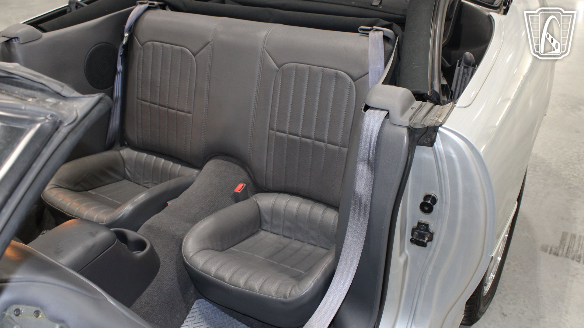 Used 1998 Chevrolet Camaro Z28 RWD image 8