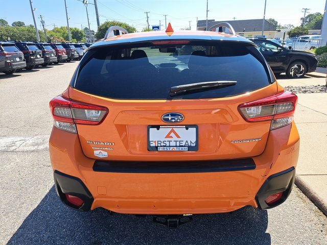 Used 2020 Subaru Crosstrek 2.0i Premium w/ Moonroof Package 2 AWD/4WD image 5