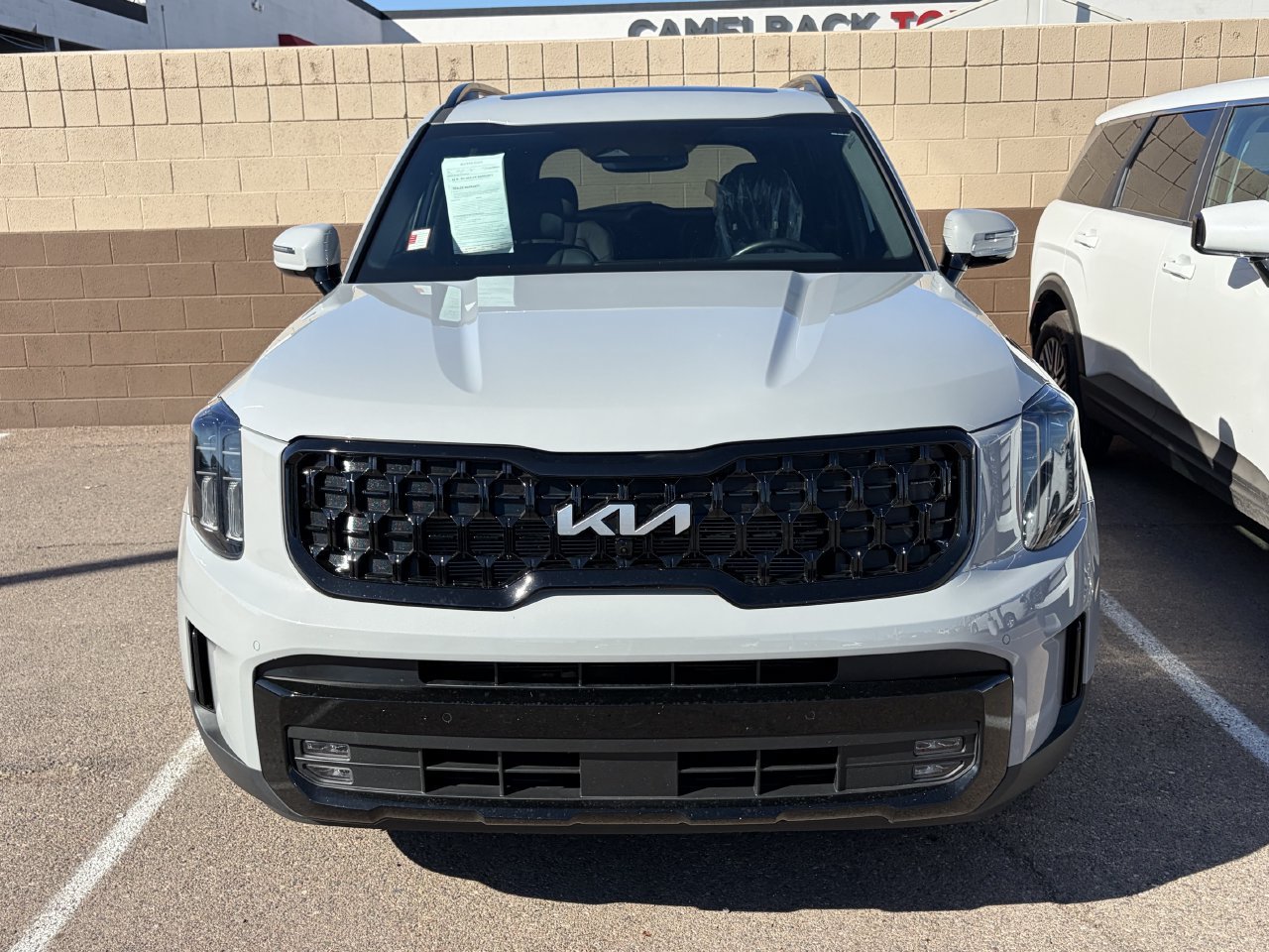 Used 2024 Kia Telluride SX X-Line AWD/4WD image 3