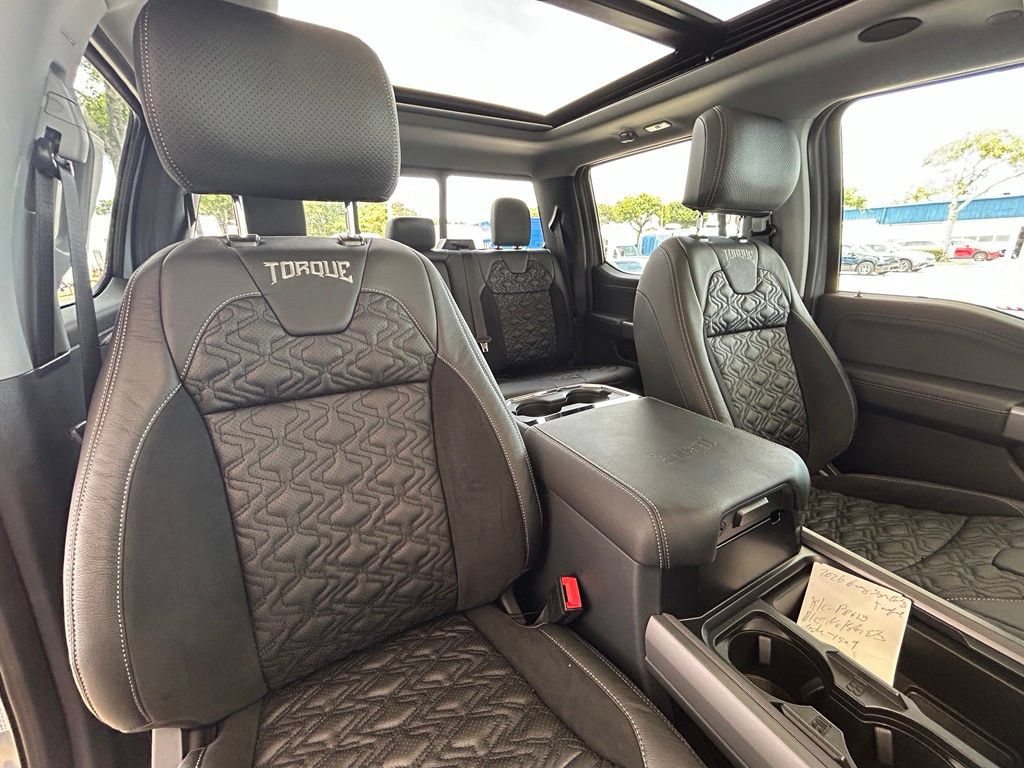 New 2026 Ford F250 Lariat w/ Black Appearance Package AWD/4WD image 30