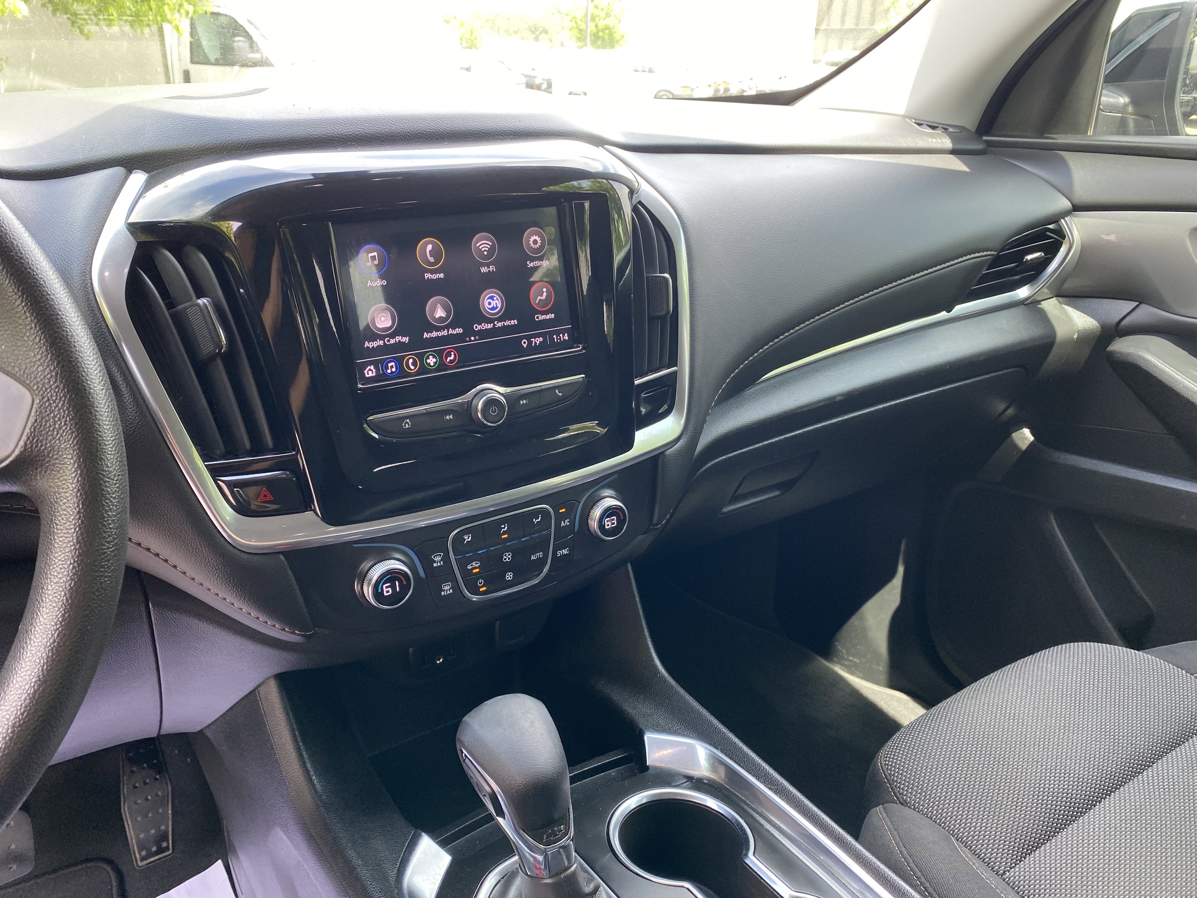Used 2021 Chevrolet Traverse LS FWD image 23