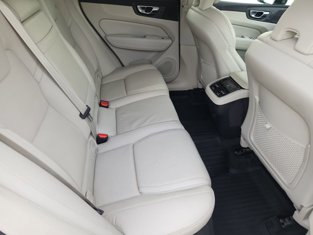 Used 2021 Volvo XC60 T5 Inscription w/ Protection Package Premier FWD image 31
