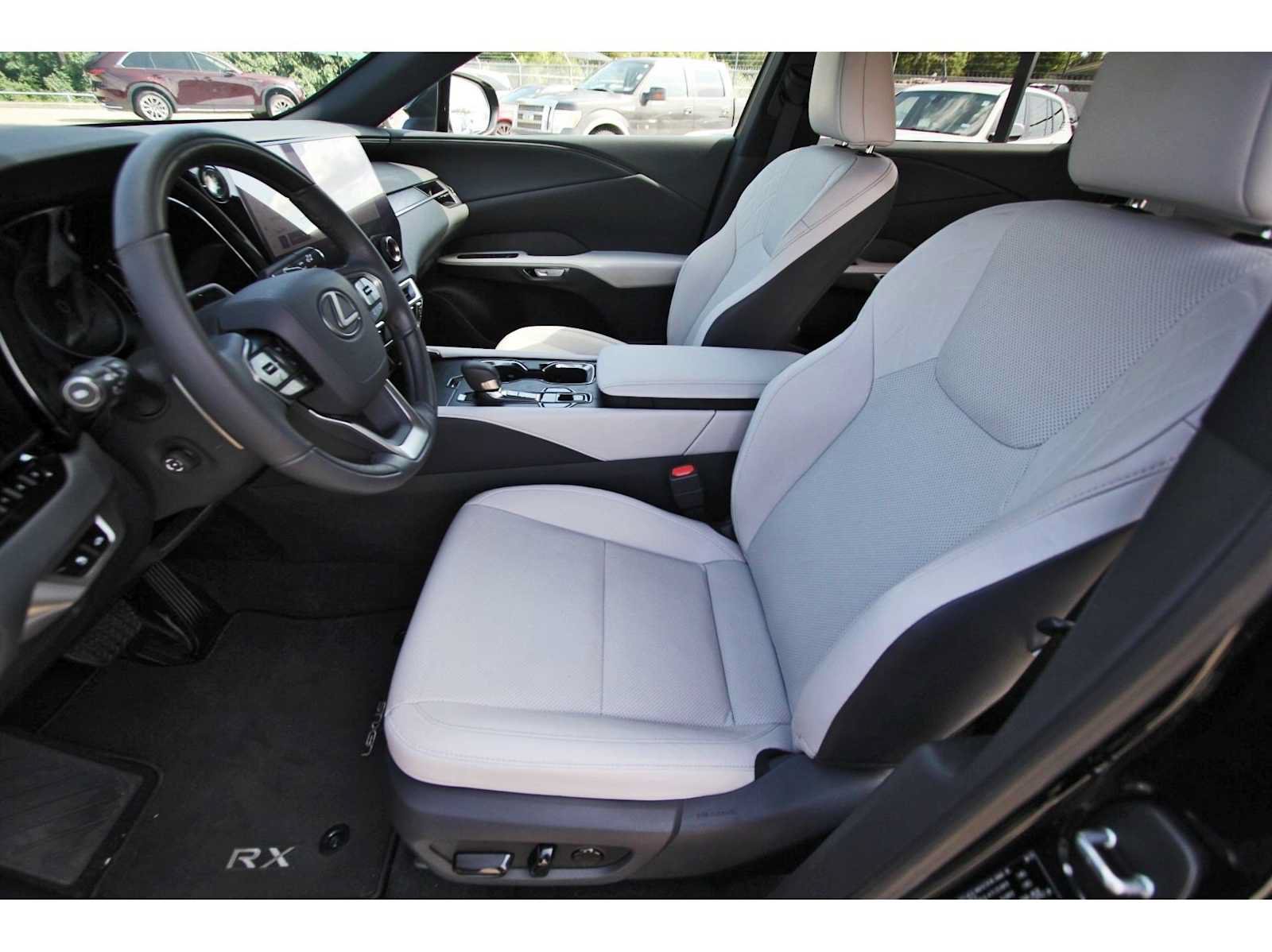Used 2024 Lexus RX 350 Premium w/ Convenience Package FWD image 10