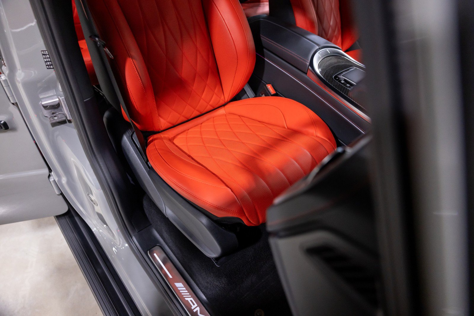 Used 2025 Mercedes-Benz G 63 AMG 4MATIC image 31