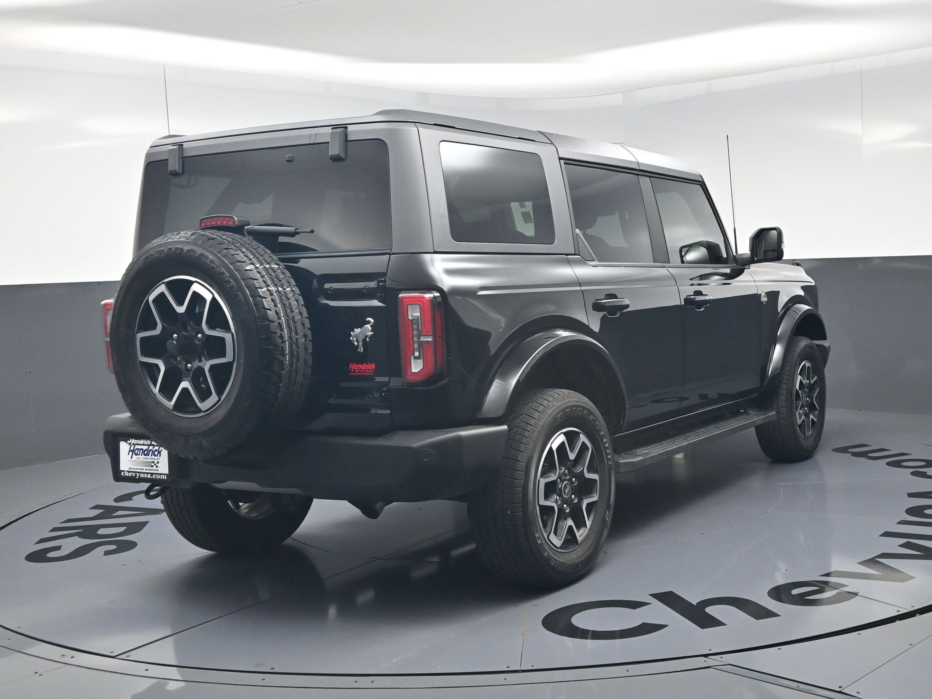 Used 2021 Ford Bronco Outer Banks AWD/4WD image 9