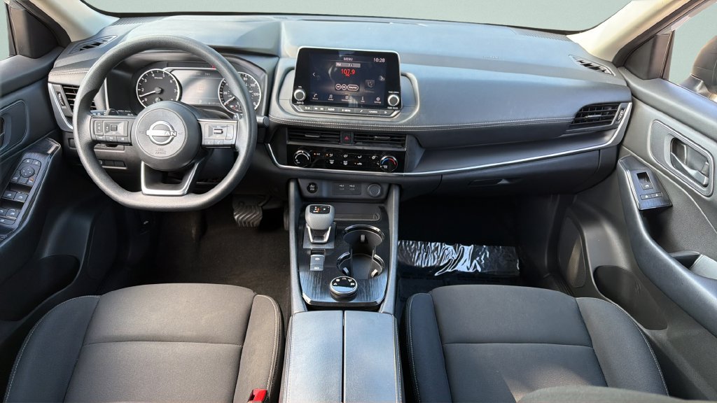 Used 2024 Nissan Rogue S AWD/4WD image 14