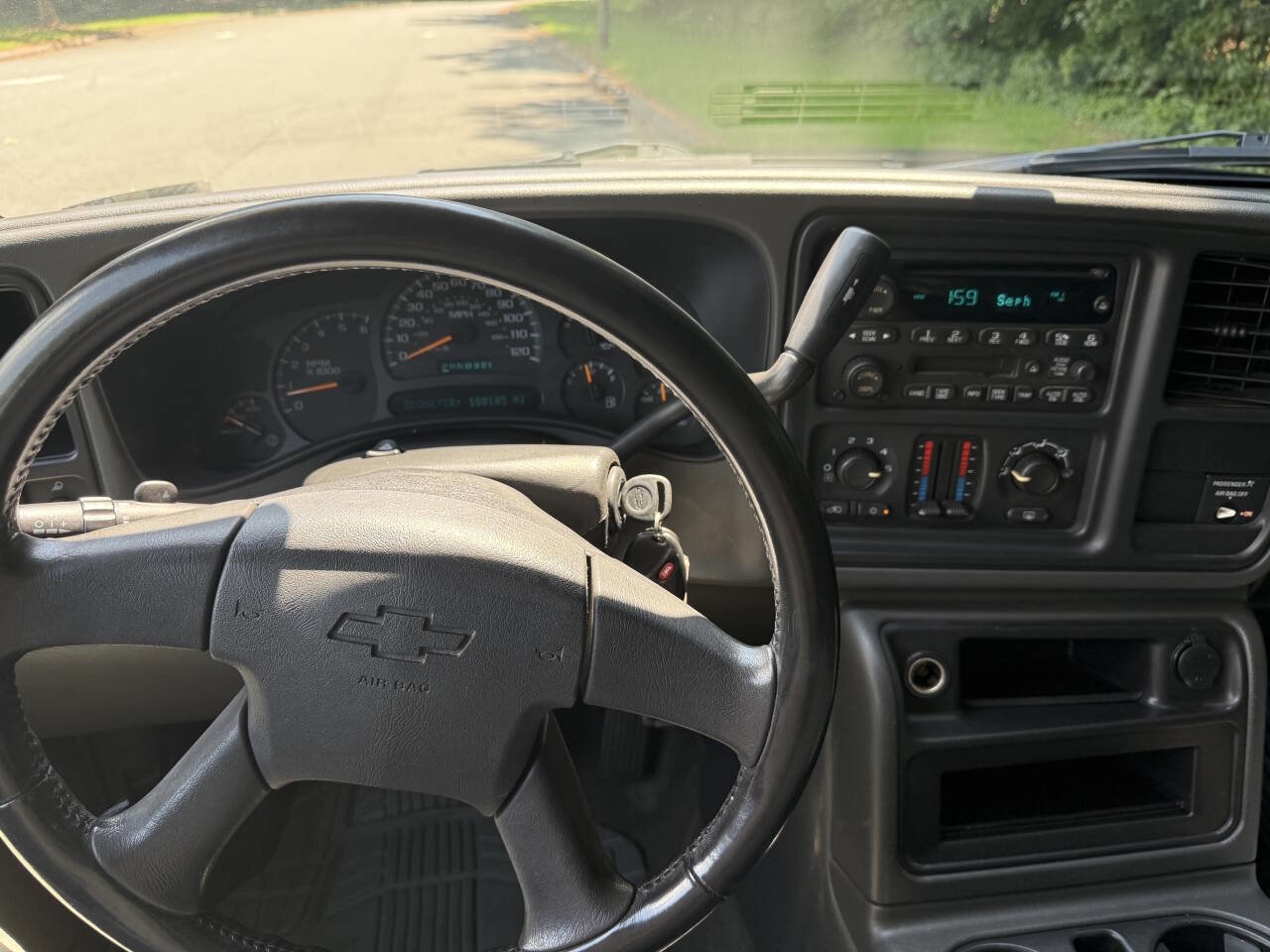 Used 2004 Chevrolet Silverado 2500 LS RWD image 9