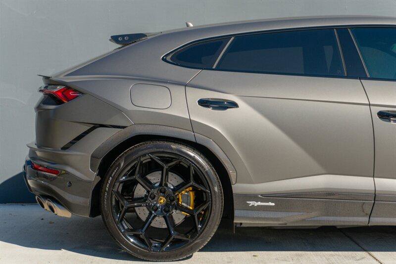 Used 2024 Lamborghini Urus Performante image 17