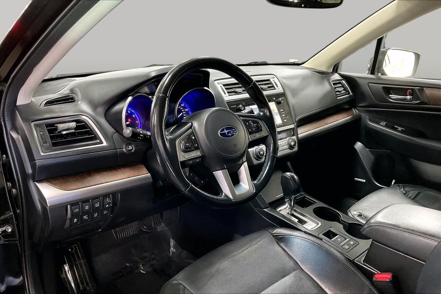 Used 2016 Subaru Outback 2.5i Limited AWD/4WD image 18