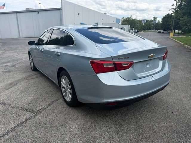 Used 2017 Chevrolet Malibu LT FWD image 5