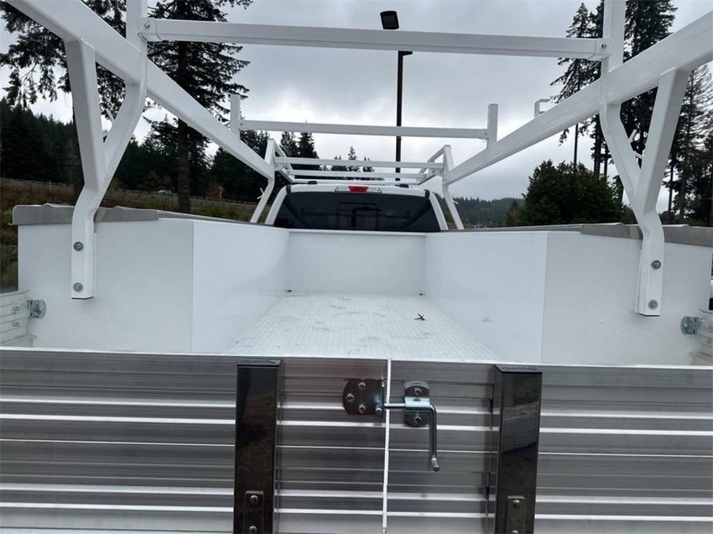 New 2024 Ford F450 XL image 24