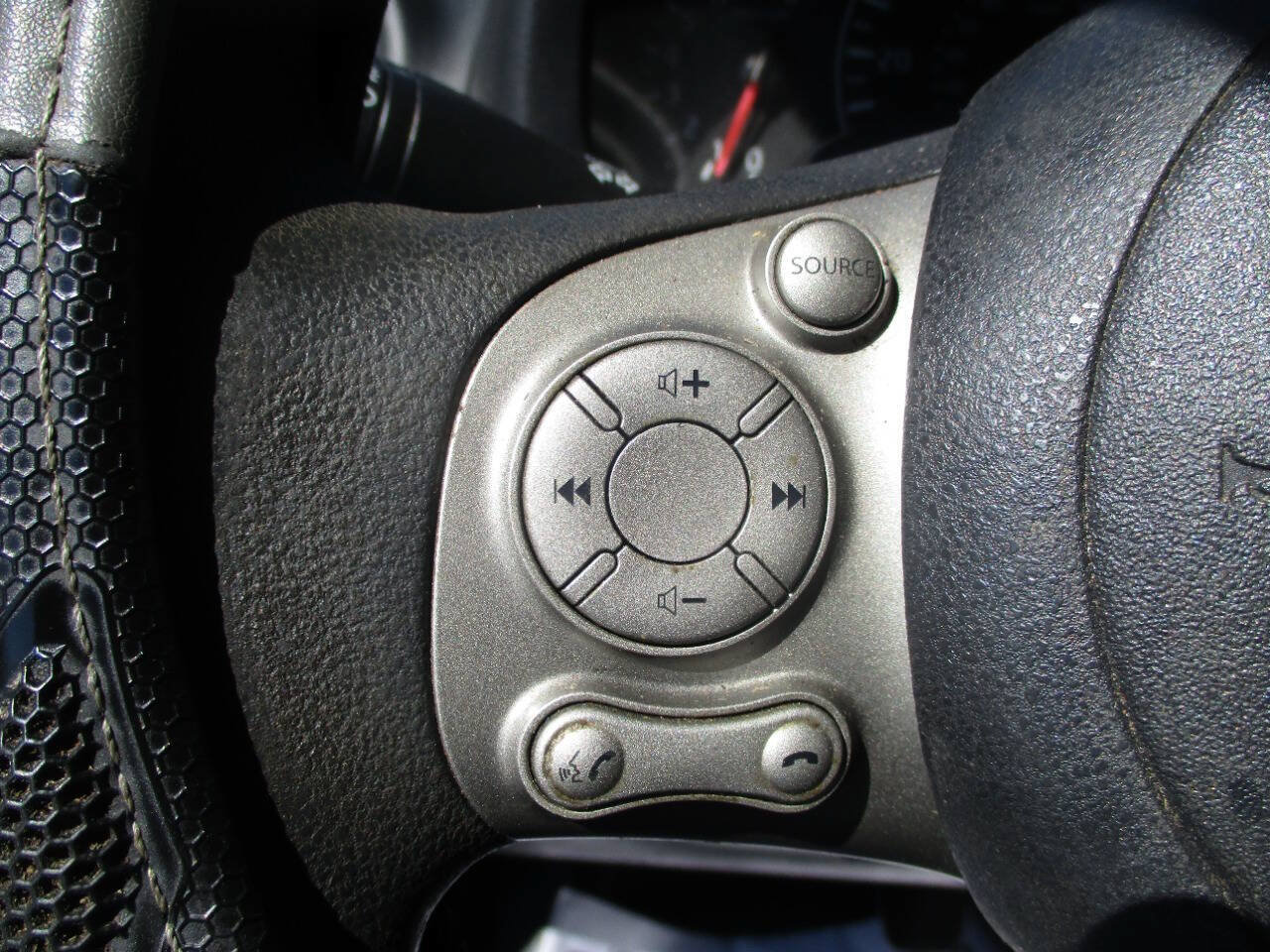 Used 2014 Nissan NV200 SV w/ Technology Package FWD image 16