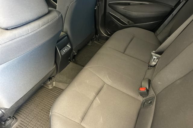 Used 2025 Toyota Corolla LE FWD image 14