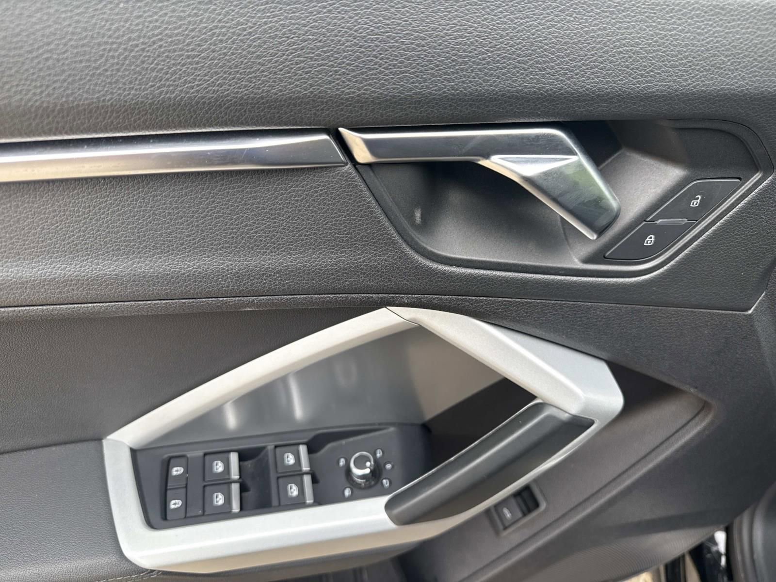 Used 2021 Audi Q3 2.0T Premium w/ Convenience Package image 15