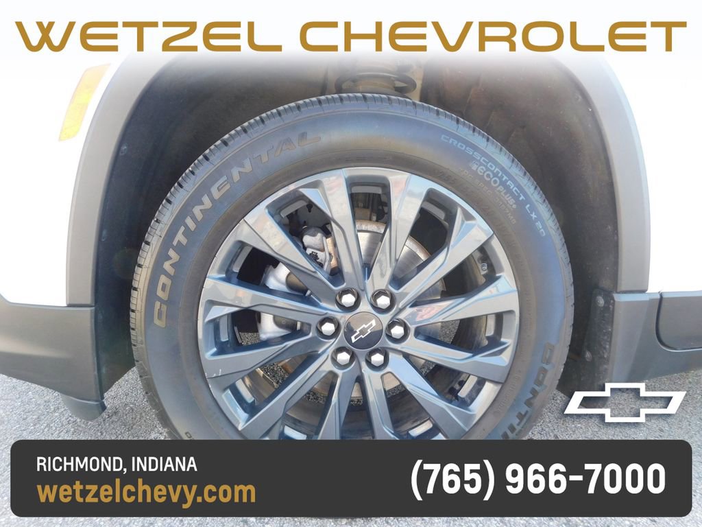 Used 2023 Chevrolet Traverse RS AWD/4WD image 10