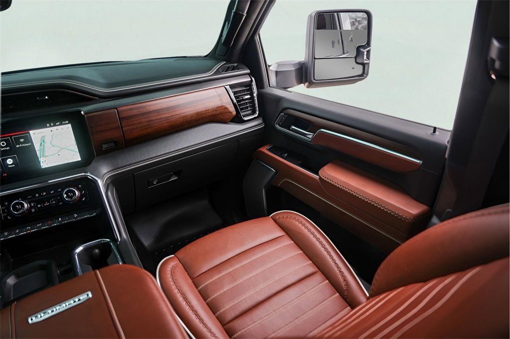 Certified 2025 GMC Sierra 2500 Denali Ultimate image 30