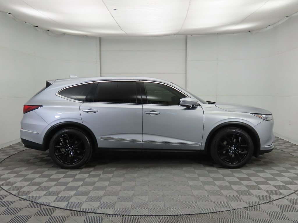 Used 2022 Acura MDX FWD w/ Technology Package image 4