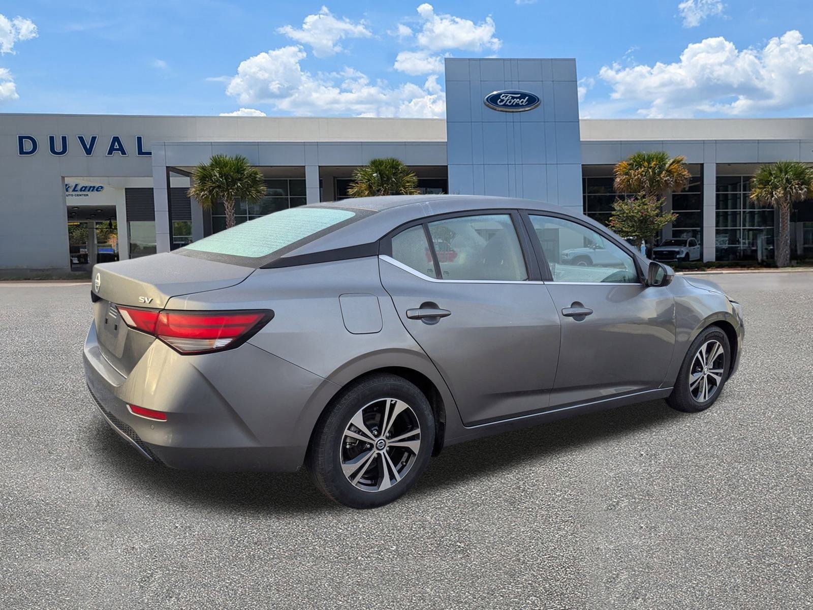 Used 2023 Nissan Sentra SV image 4