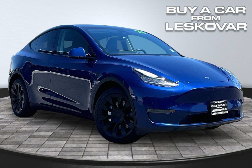 Used 2023 Tesla Model Y Long Range AWD/4WD image 1