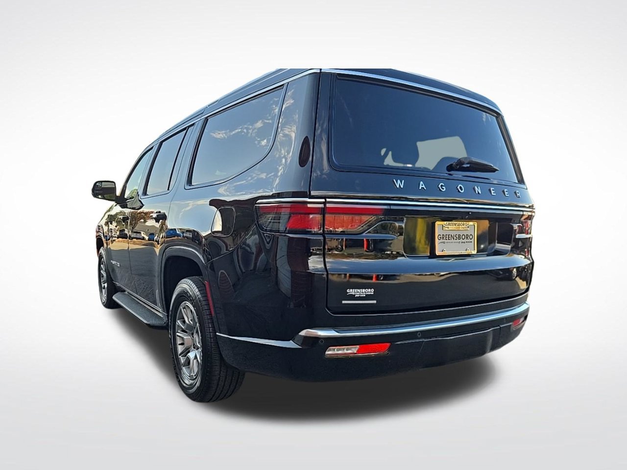 Used 2023 Jeep Wagoneer 4WD image 5