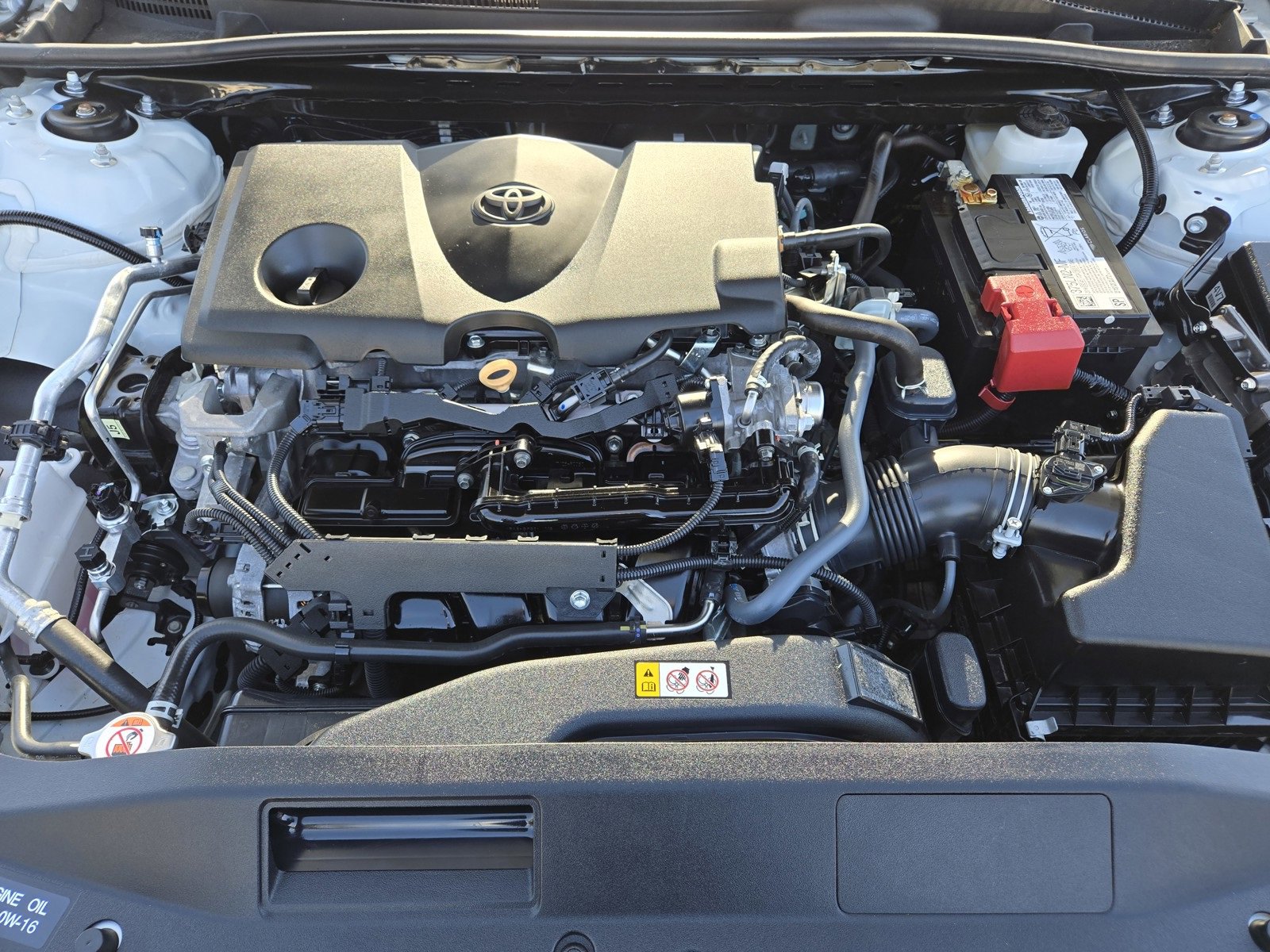 Used 2024 Toyota Camry SE image 27